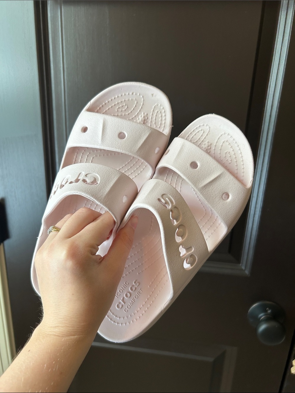 CROCS Women’s Double Band Slide Sandals in Pale Pink size 7